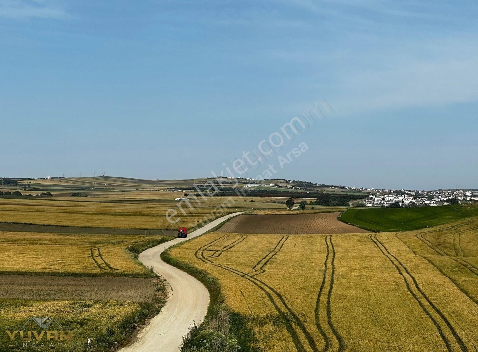 Marmaraereğlisi Çeşmeli Satılık Tarla Yuvam Arsa Ofisi & Kuyumculuktan Deniz Manzaralı 1.365 M2 Arsa