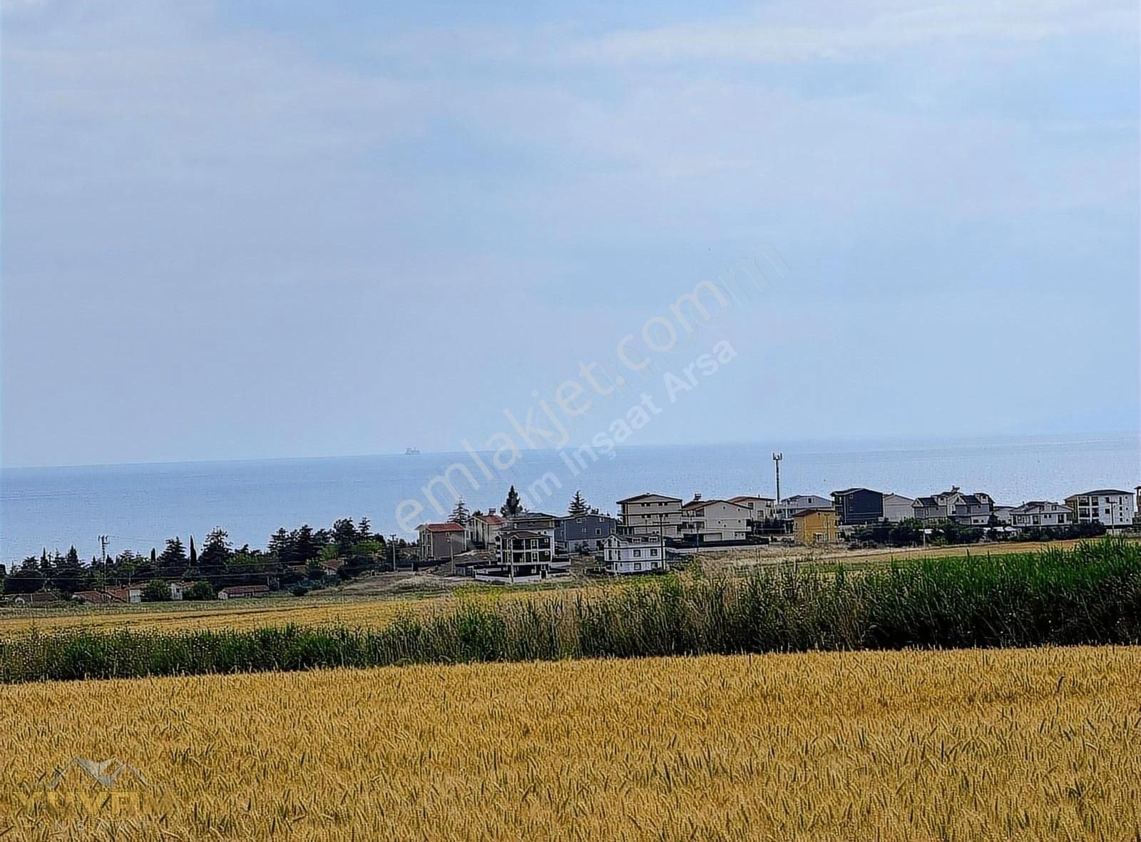 Marmaraereğlisi Çeşmeli Satılık Tarla Yuvam Arsa Ofisi Ve Kuyumculuk'tan Deniz Manzaralı 220 M2 Arsa !