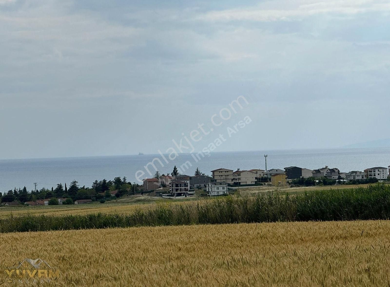 Marmaraereğlisi Çeşmeli Satılık Tarla Yuvam Arsa Ofisi Ve Kuyumculuk'tan Köyün Dibinde 250 M2 Arsa !!!