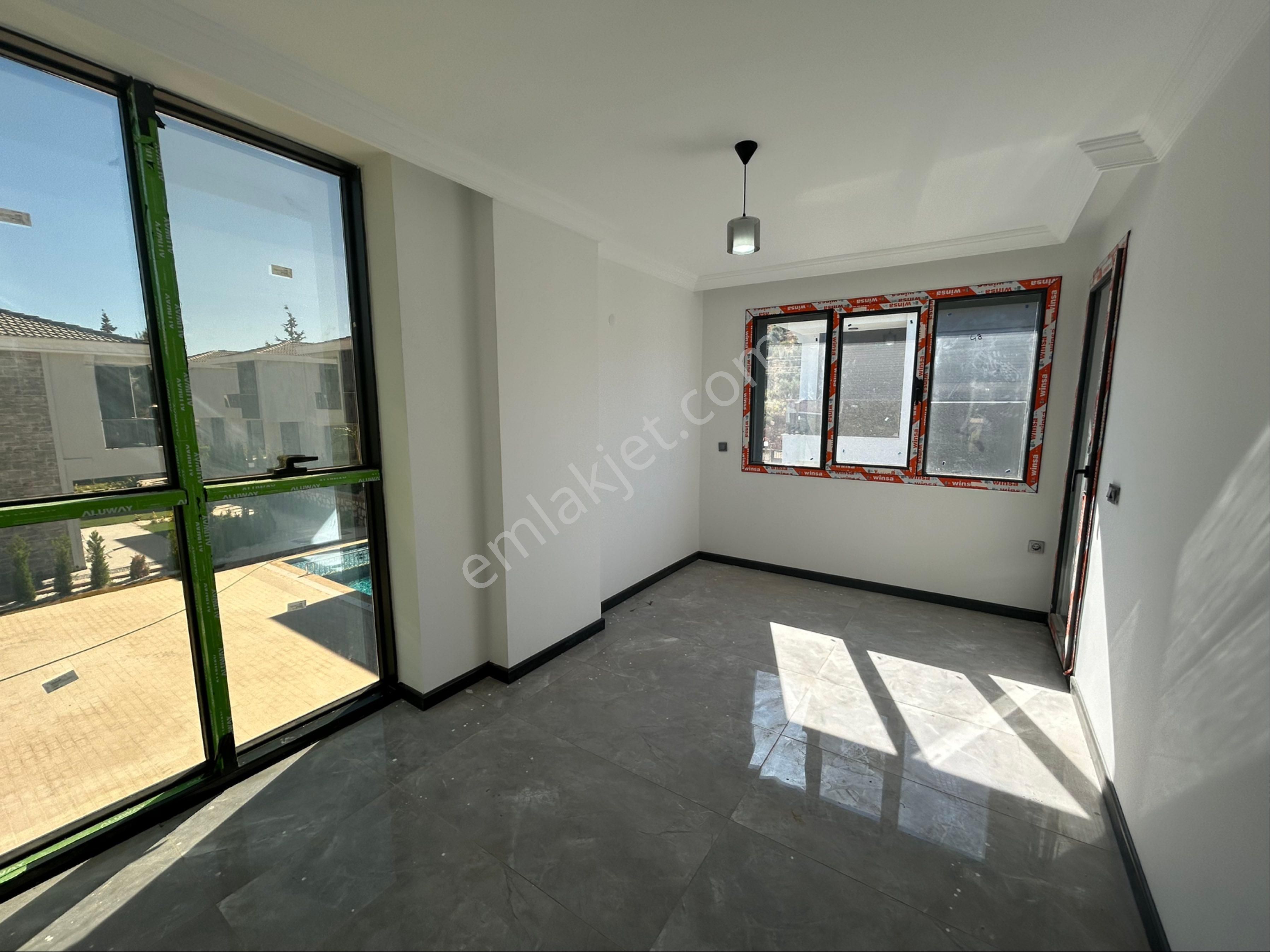 Didimde Denize Yakın 3+1 Villalar - Görsel 18