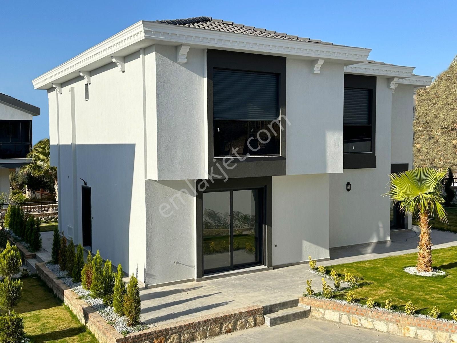 Didim Hisarda Satılık Havuzlu Sitede 3+1 Villalar - Görsel 19