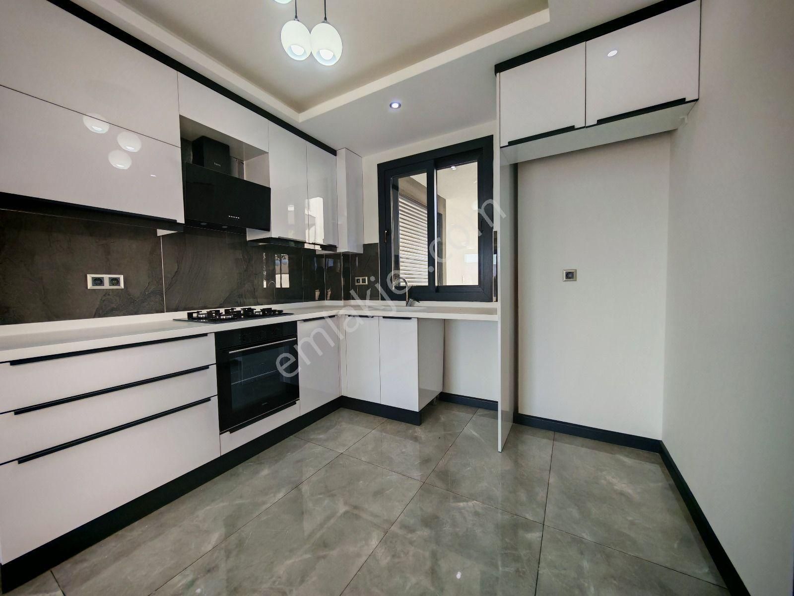 Didim Hisarda Satılık Havuzlu Sitede 3+1 Villalar - Görsel 2