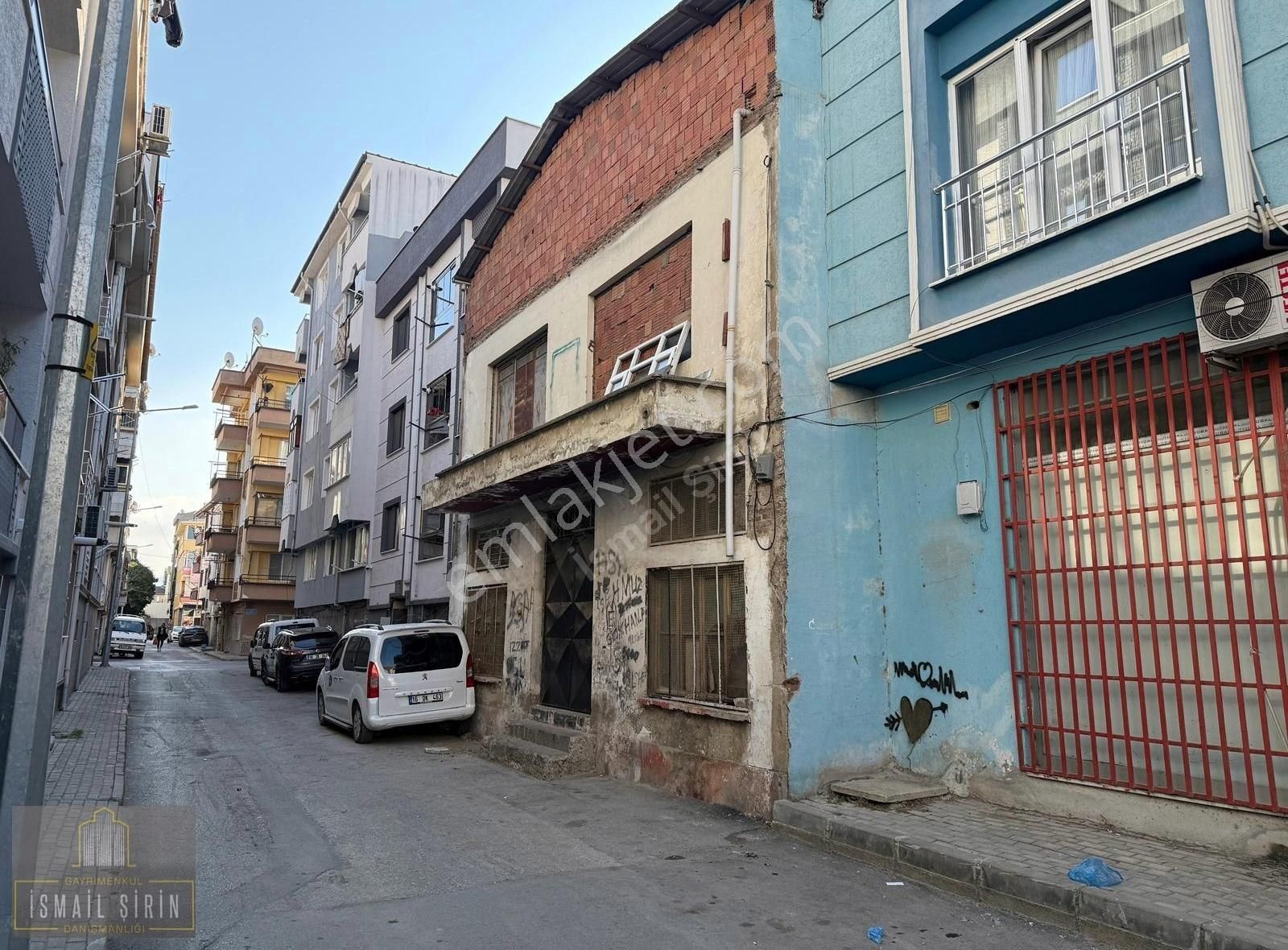 Şirinden O.gazi Cad.üzerinde İki Tarafa Cephe 350m2 3 Katlı Bina - Görsel 8