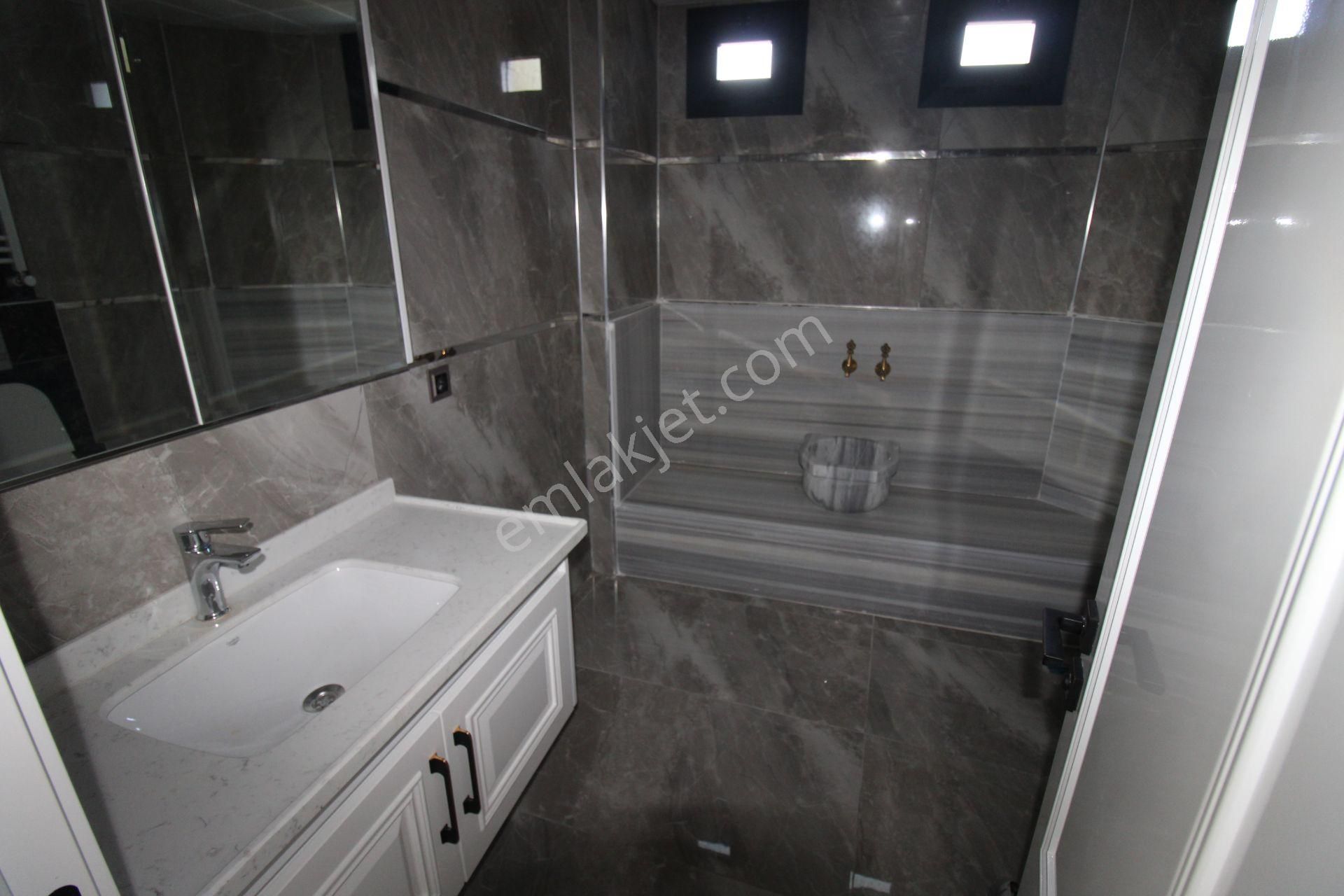 Mersin Kuyuluk Ta Dağ Deniz Manz 5+1 Müstakil Villa - Görsel 30