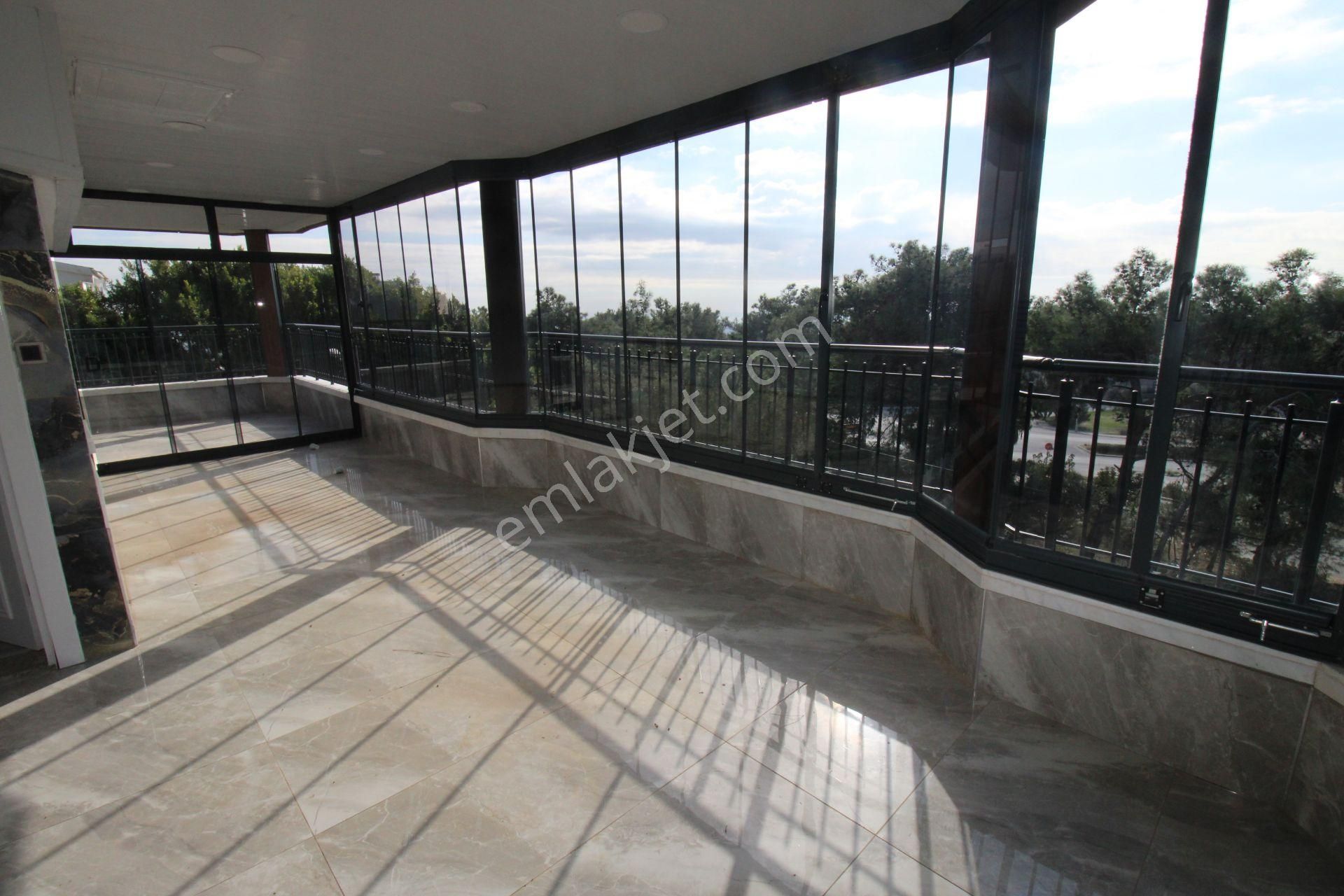 Mersin Kuyuluk Ta Dağ Deniz Manz 5+1 Müstakil Villa - Görsel 24