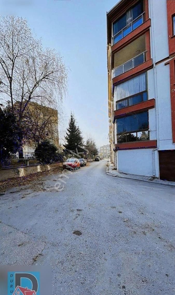 Tepebaşı Uluönder Kiralık Daire Duru Emlaktan Kiralık Uluönder Mh. 2+1 Daire