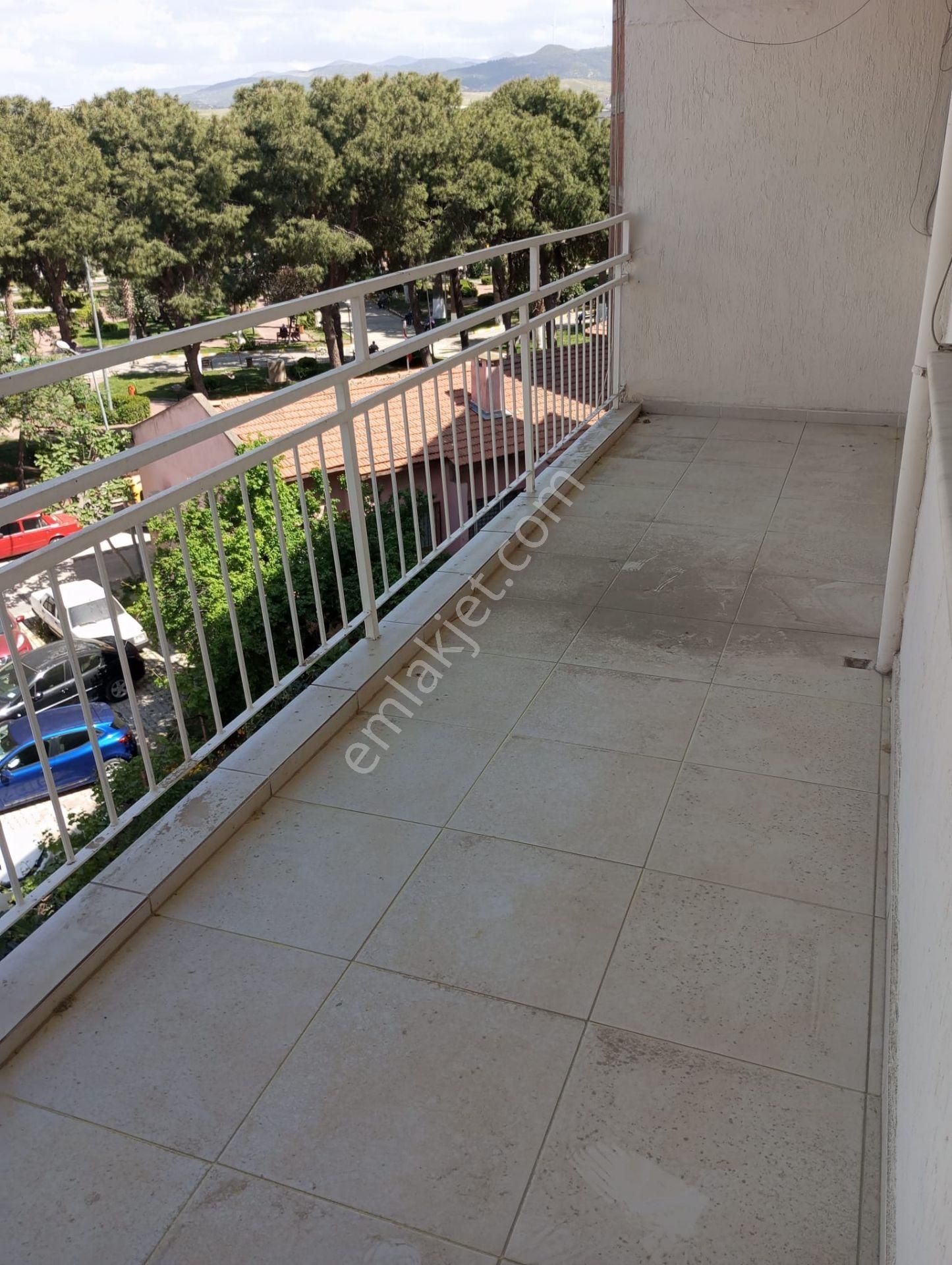 İzmir Menemen Çarşı Da Satılık Daire - Görsel 9