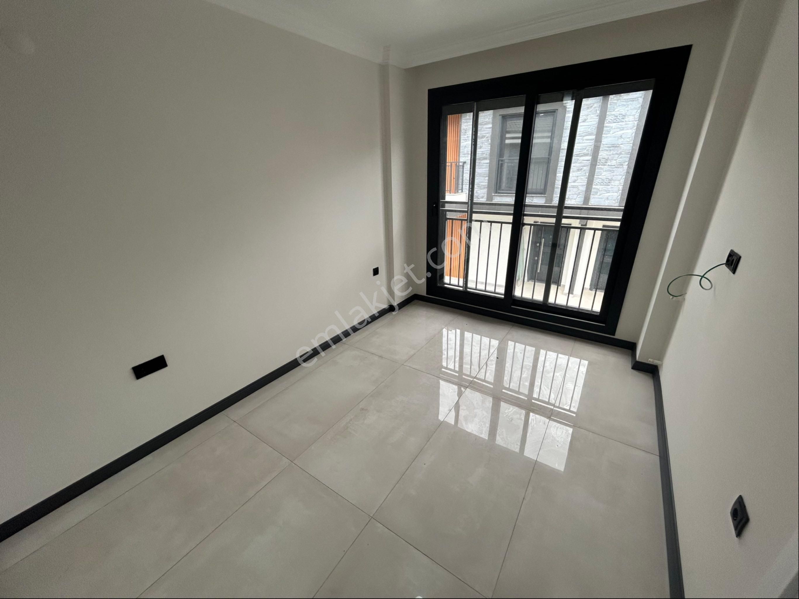 Didim Hisarda Havuzlu Sitede3+1 Villa - Görsel 24