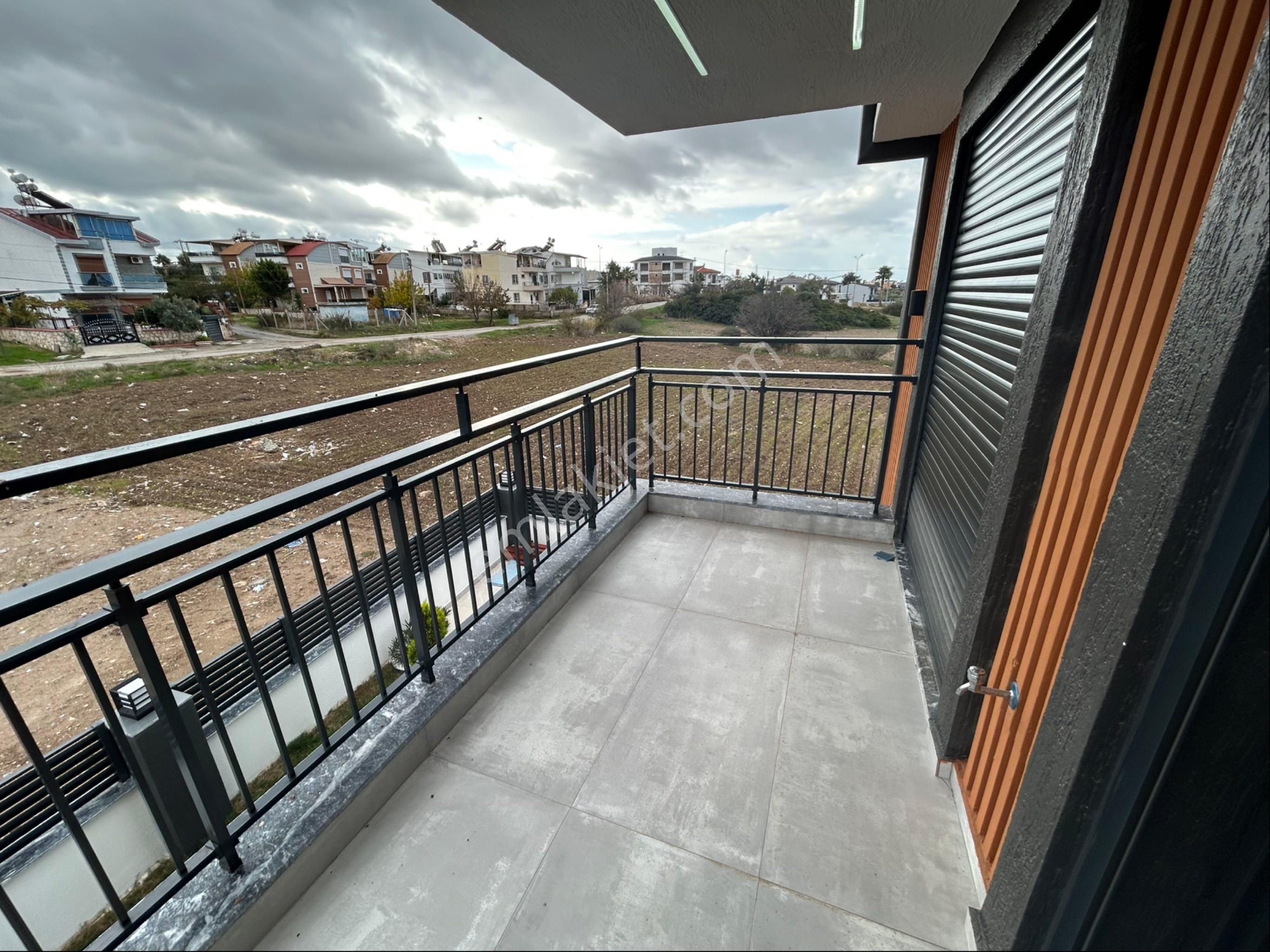 Didim Hisarda Havuzlu Sitede3+1 Villa - Görsel 33