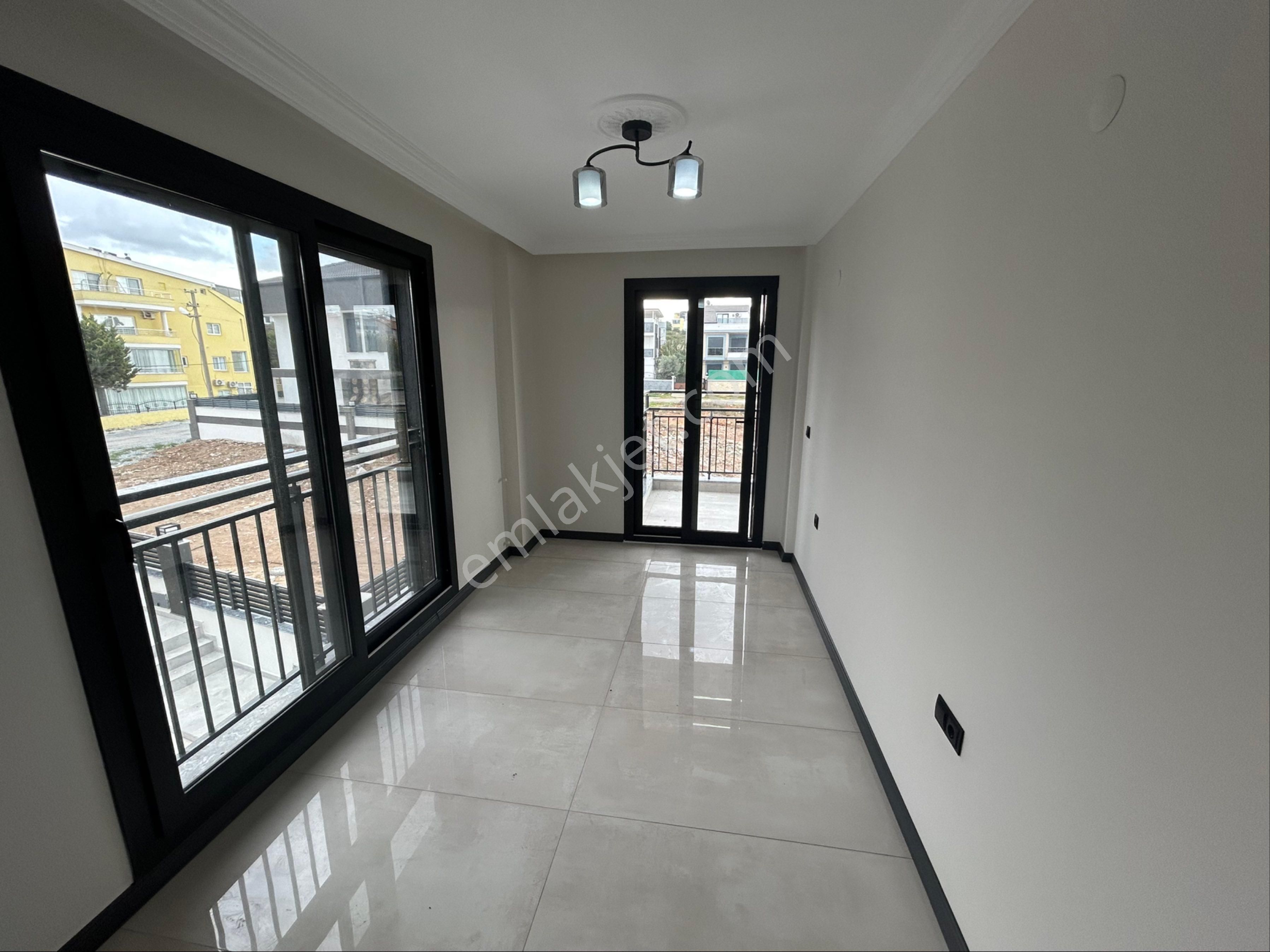 Didim Hisarda Havuzlu Sitede3+1 Villa - Görsel 31