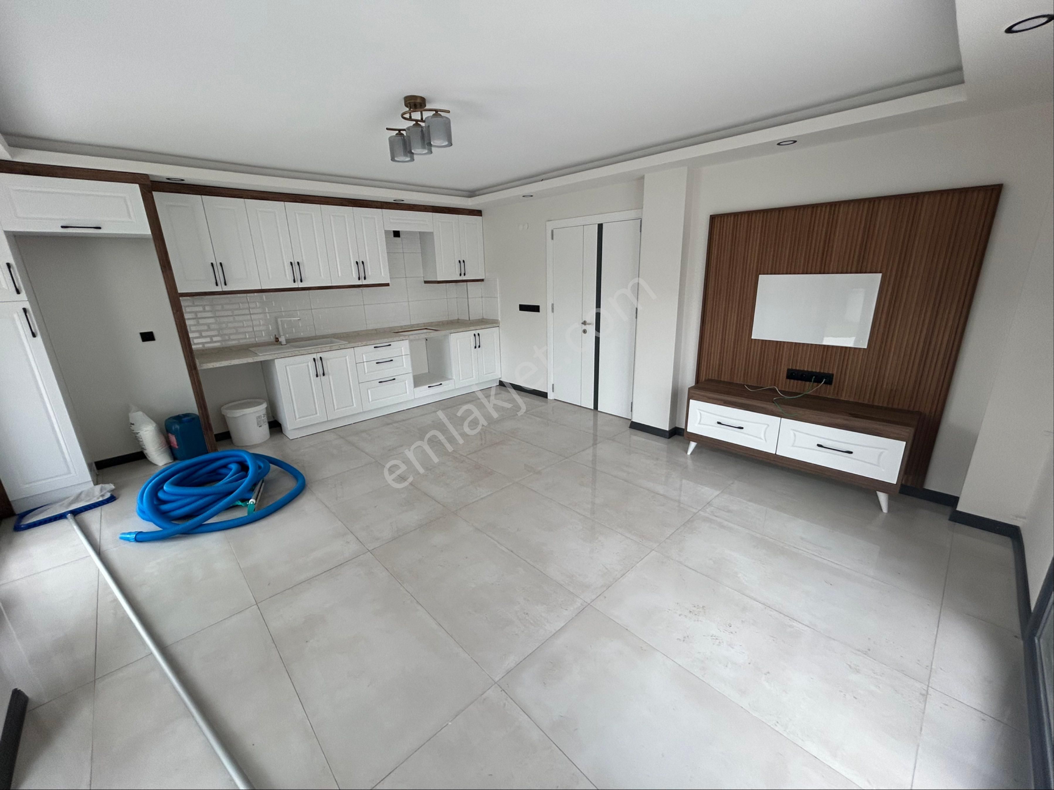 Didim Hisarda Havuzlu Sitede3+1 Villa - Görsel 18