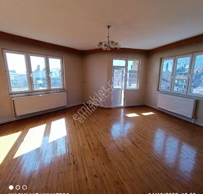 Elit Emlak'tan Satılık 3+1 Geniş Ferah Daire Çarsı Merkezde - Görsel 3