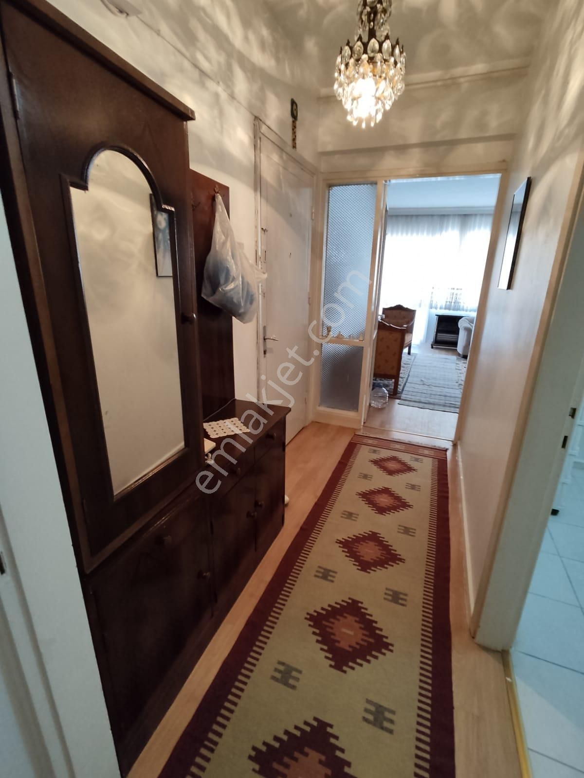 Karşıyaka'da Çarşı Yakını Arakat 3+1 Daire D-61 - Görsel 7