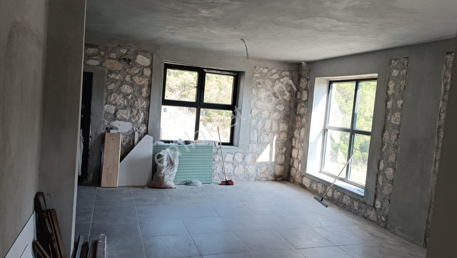 Kumluca Yazır Mahallesinde Satılık Villa Ve Tarla - Görsel 24