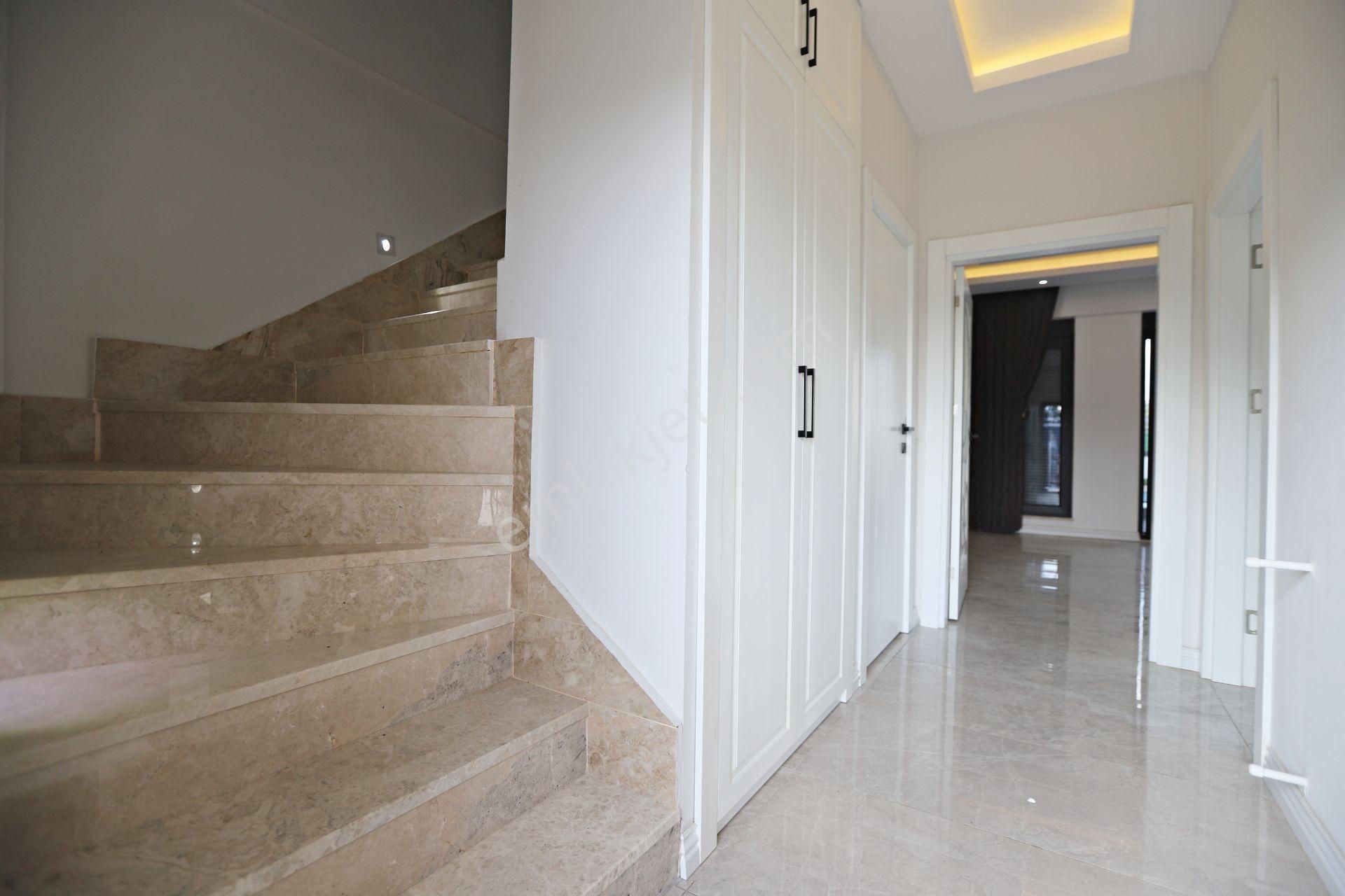 Kemer Arslanbucakta Satılık 3+1 Dubleks Villa | Havuz&otoparklı - Görsel 24