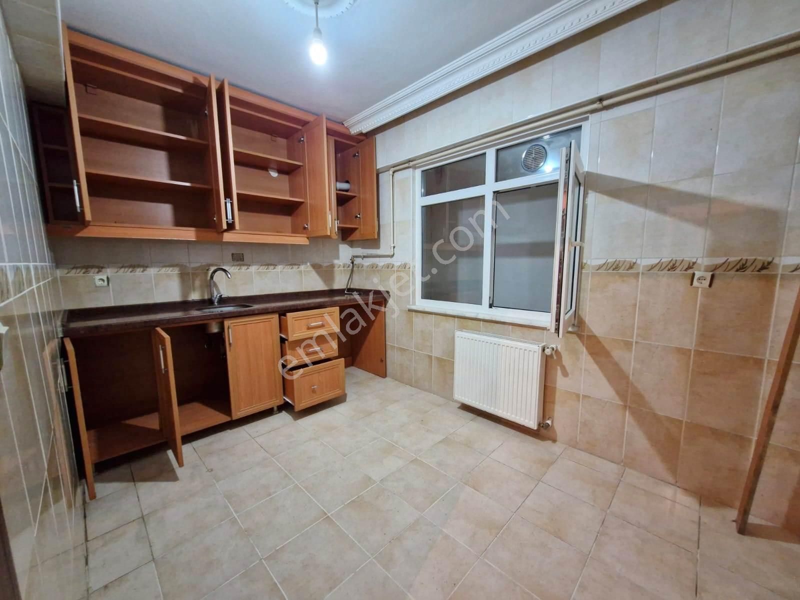 Bahçelievler Zafer Metroya Yakın Kiralık Daire Fatih Emlak Tan 3+1 Yuksek Giriş Kiralık Daire