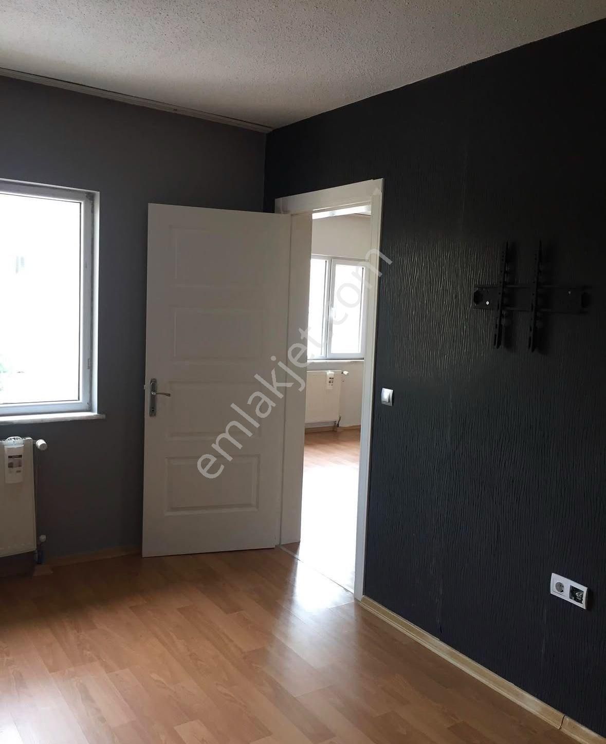 Edirne Merkez Barutluk Satılık Daire Edirne Eski Tokide Kiracılı Satılık 2+1 Daire