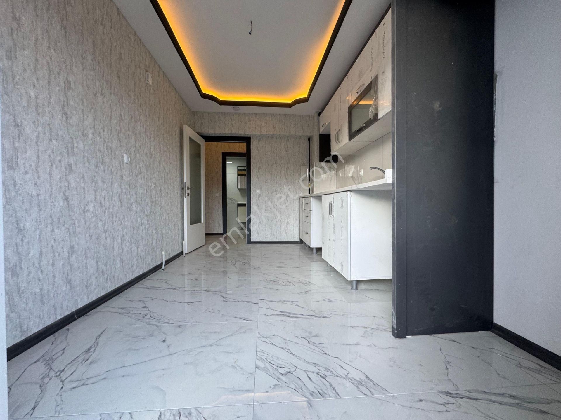 Keçiörende Caddeye Yakın Sıfır Binada Ön Cephede Sıfır 3+1 Daire - Görsel 19