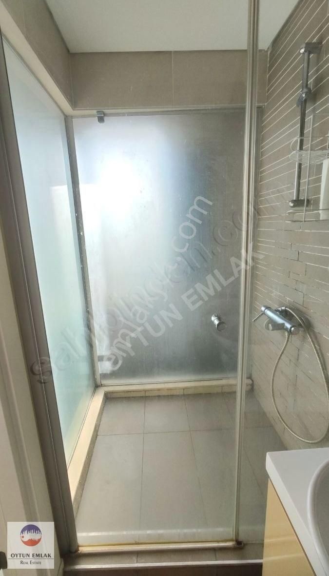 Küçükçekmece Atakent Kiralık Daire Bosphorus City Göl Kule'de Full Göl Manzaralı 2+1 Eşyalı Kiralık