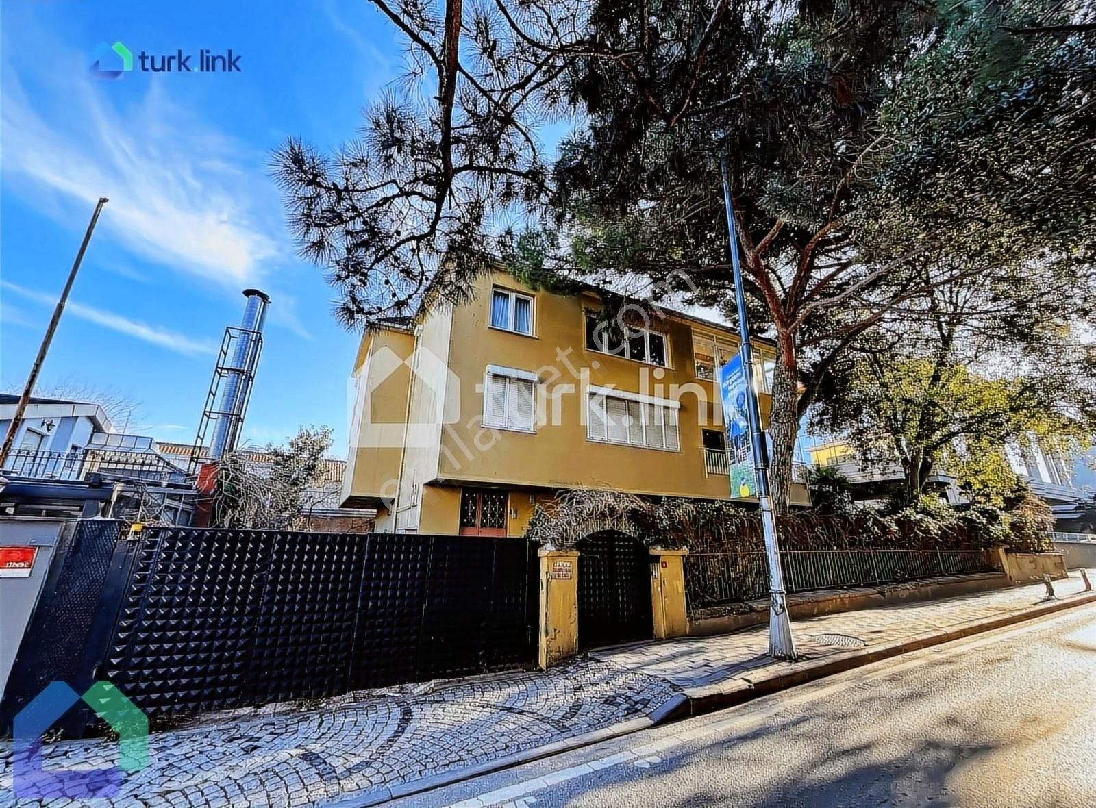 Altunizade 'de Çok Merkezi Lokasyonda Satılık Bina Ve Arsası ! - Görsel 4