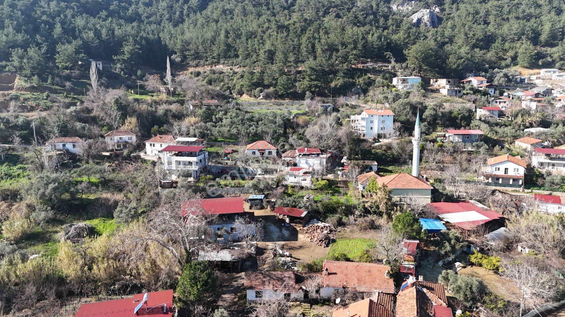 Menderes Ataköy Satılık Köy Evi Ataköy Merkezde Tek Müstakil Tapu 2+1 Ev Arsa Tapulu Menderes İzmir