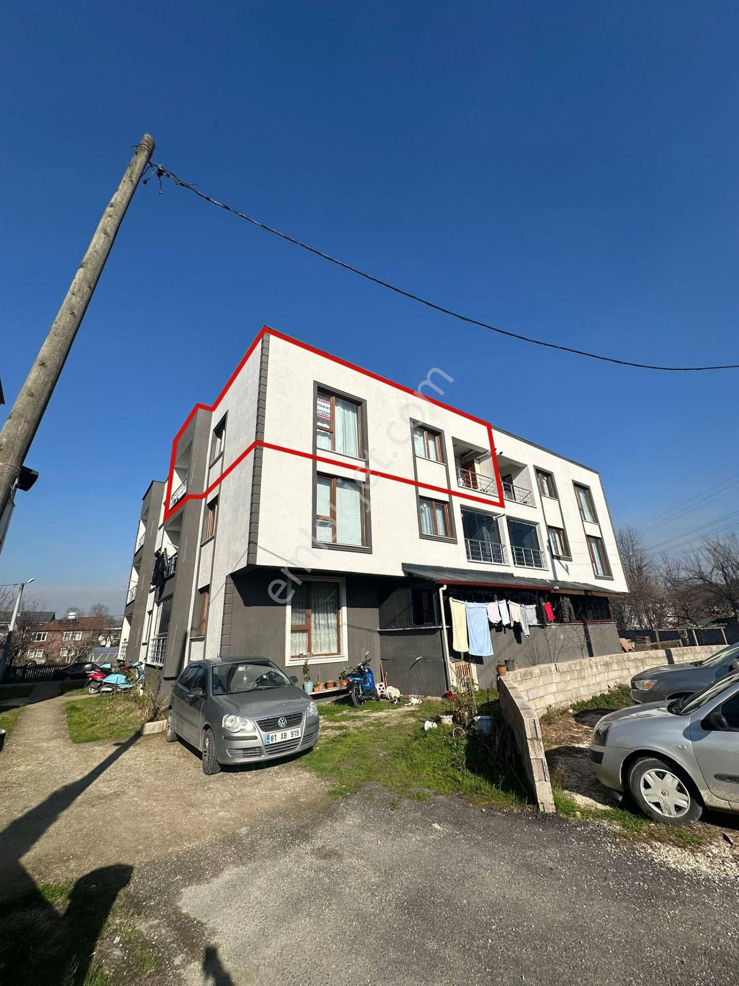 Düzce Merkez Cumhuriyet Satılık Daire Cumhuriyet Mh.de 3+1 Çift Balkonlu 120 M2 Satılık Daire