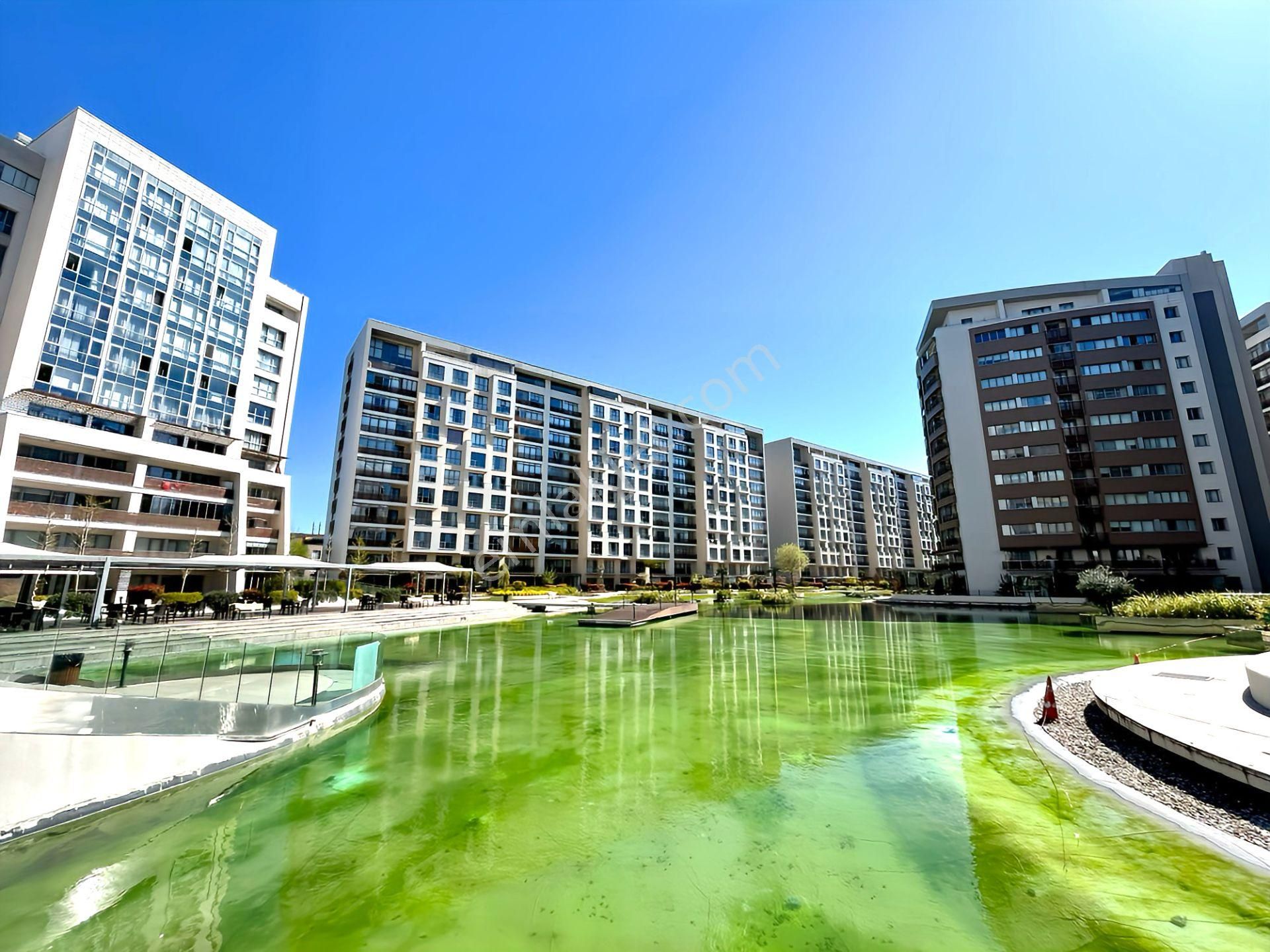 Sancaktepe Emek Satılık Daire Seeworld Sinpaş Aqua City 2010 1+1 Satılık 70m2 Aquacity 2010