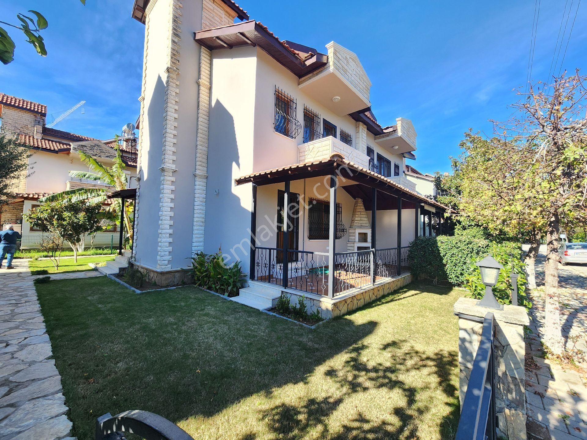 Fethiye Foça'da Bitişik Nizam Müstakil Villa - Görsel 2