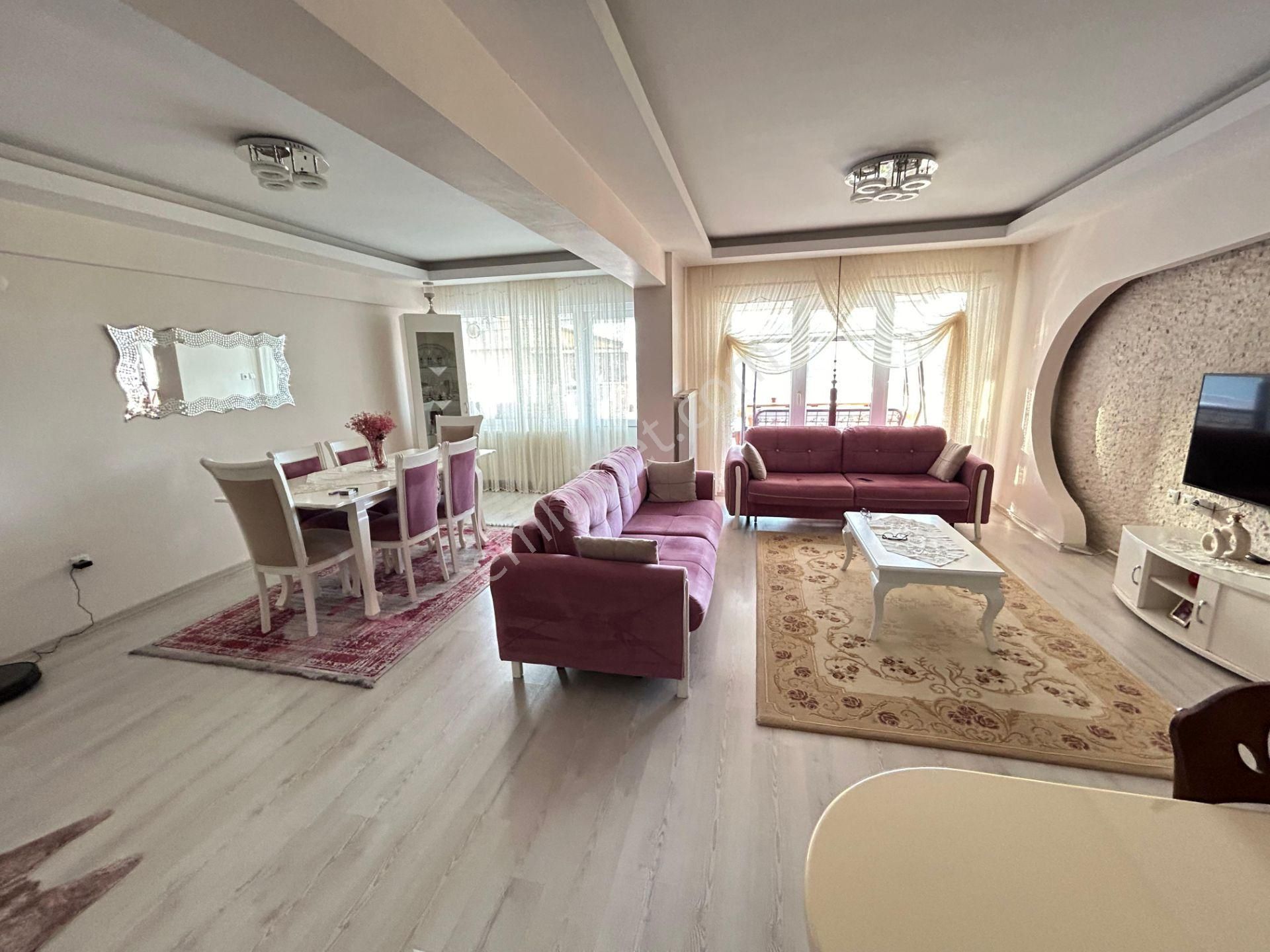 Yıldırım Yeşil Satılık Daire Nidam Emlaktan Karamazakta 4+1 230m2 3.arakat Dublex Manzaralı Daire