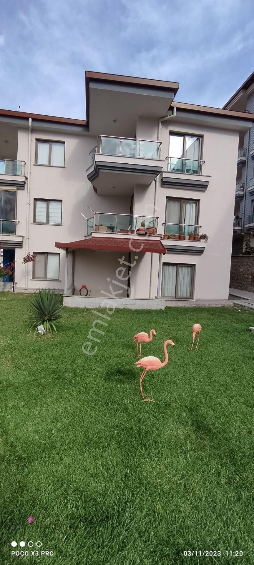 Dikili İsmetpaşa Satılık Daire Panorama Ve Havuz Manzaralı 3+1 Satılık Daire