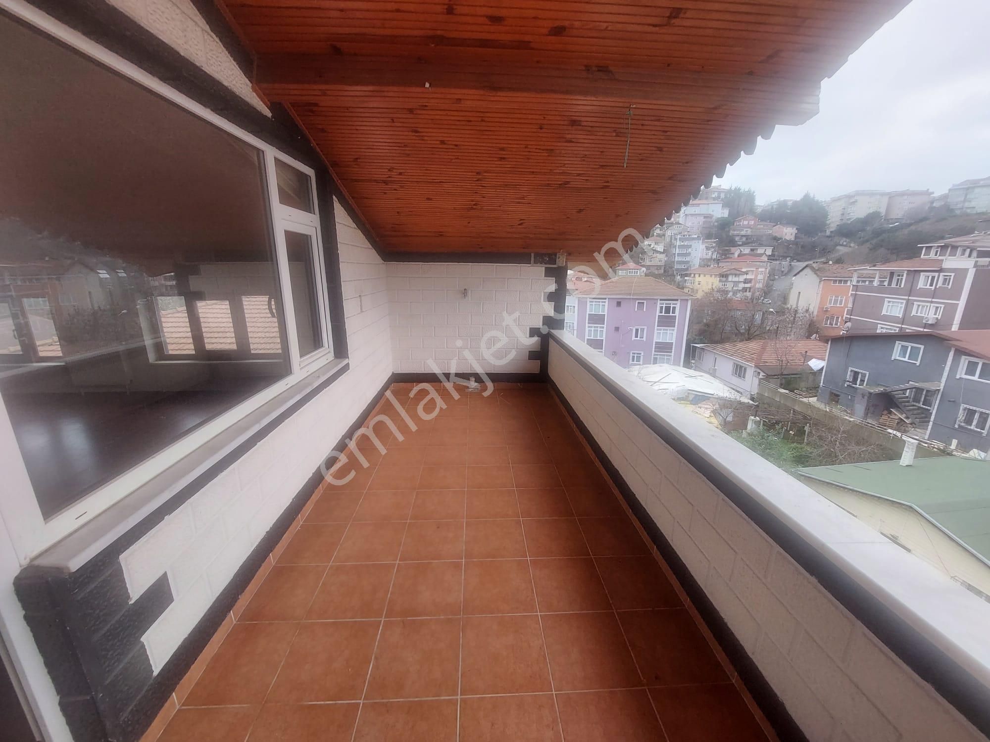 Sarıyer Kireçburnu Kiralık Daire Tarabya Sahil Metro Arası Bölge 2+1 Kiralık Çatı Katı