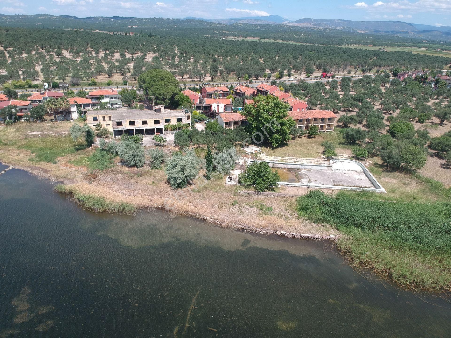 Balıkesir Ayvalık Satılık Turizm İmarlı Balıkesir Ayvalık Sarımsaklı Da Satılık 7,200 Metre Kare Turizm İmarlı Arsa.