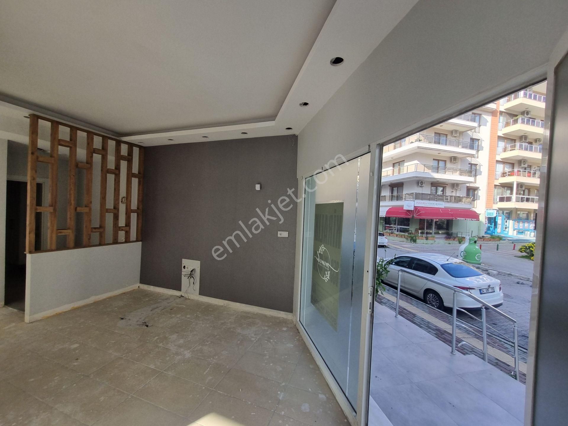 Karşıyaka Şemikler Kiralık Dükkan & Mağaza Yalı Mah’de İşlek Bölgede Çift Cepheli Kiralık Köşe Dükkan