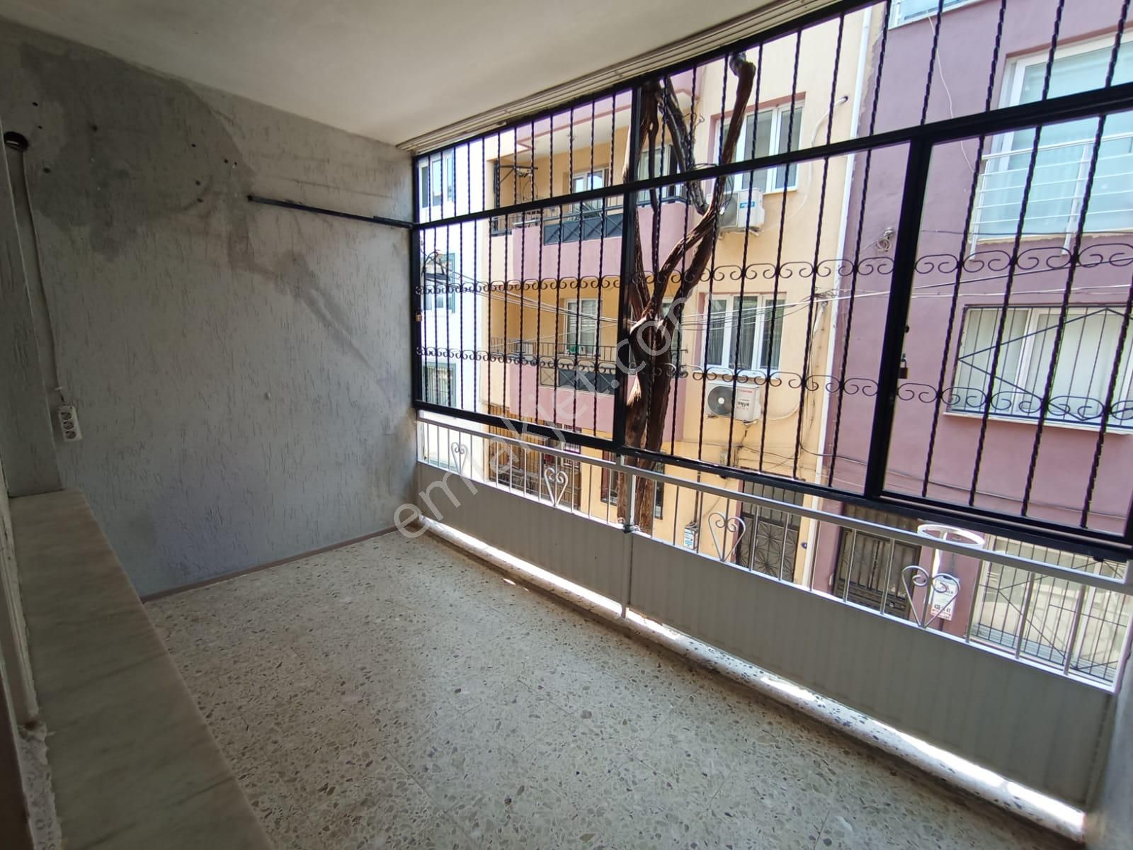 Karabağlar Uğur Mumcu Mah Eserkent Merkezde . 3+1 120 M2 Kiralık Ev - Görsel 10