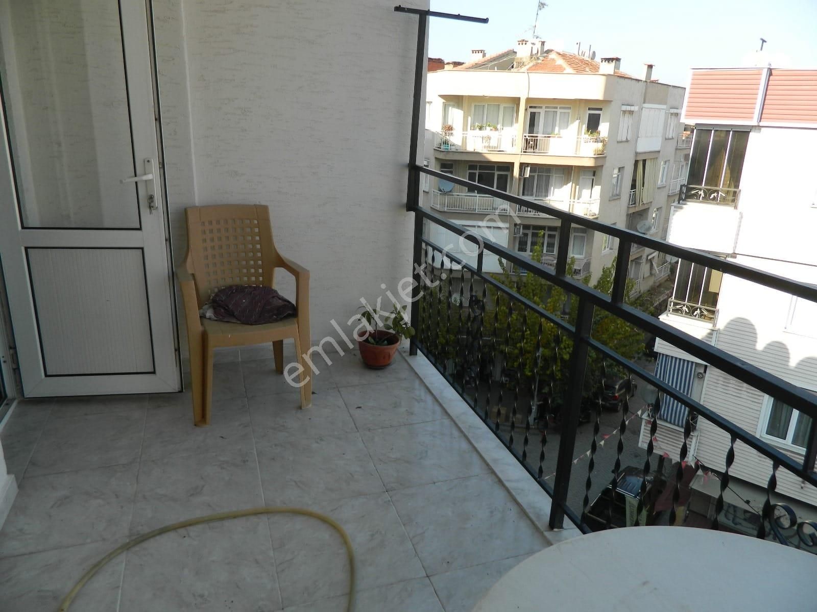 Turgutlu Cumhuriyet Kiralık Daire Turgutlu Eşyalı Kiralık Cumhuriyet Mah 4. Kat 147m2 3+1 Oda Doğalgazlı Çift Balkonlu Daire