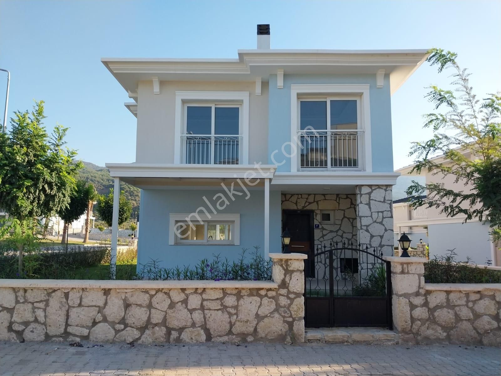 Kuşadası Davutlar Satılık Villa Davutlar Termal Bölgede 3+1 Tek Müstakil Villa