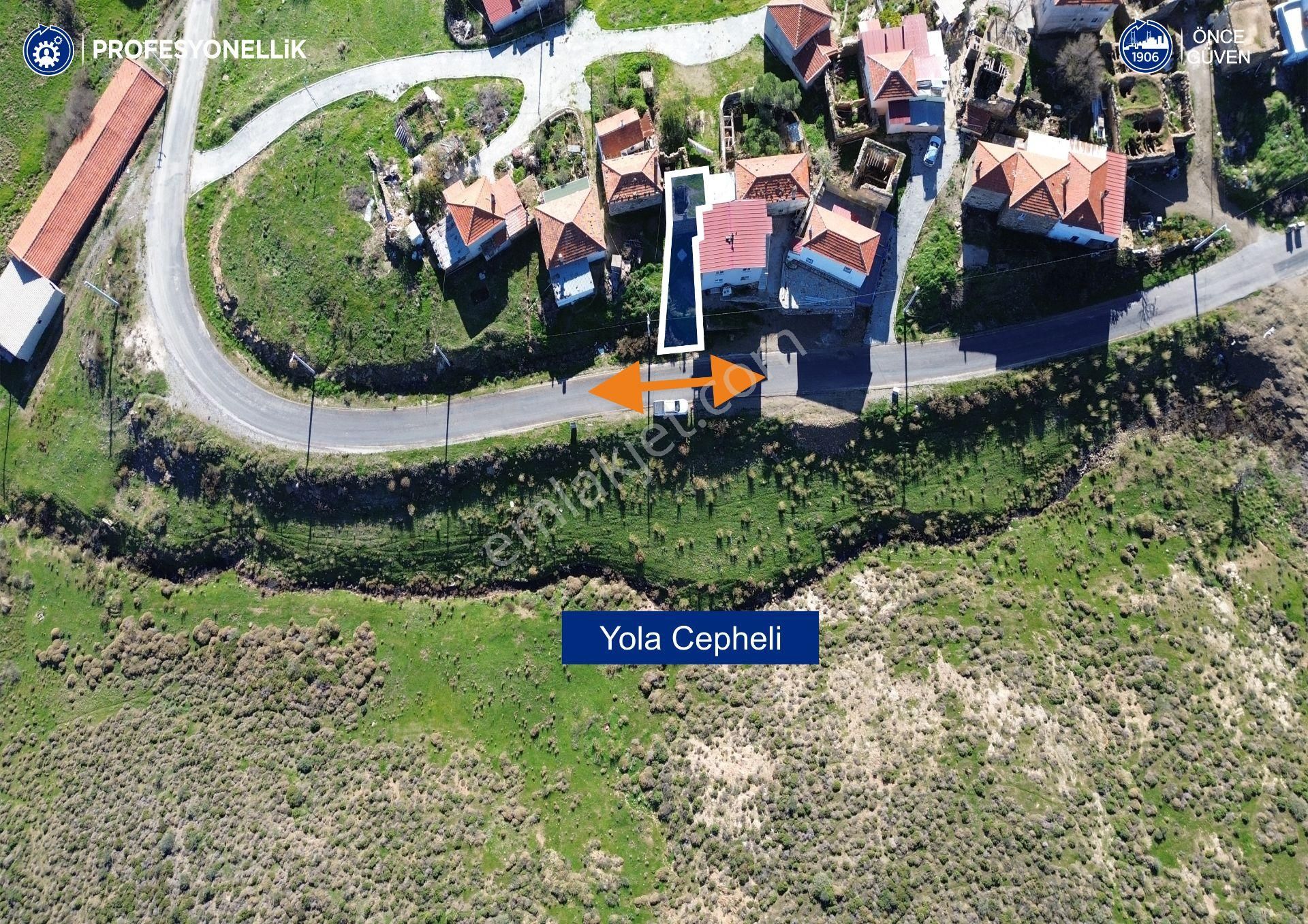 Karaburun Parlak Köyiçi'nde İki Katlı Taş Ev - Görsel 14