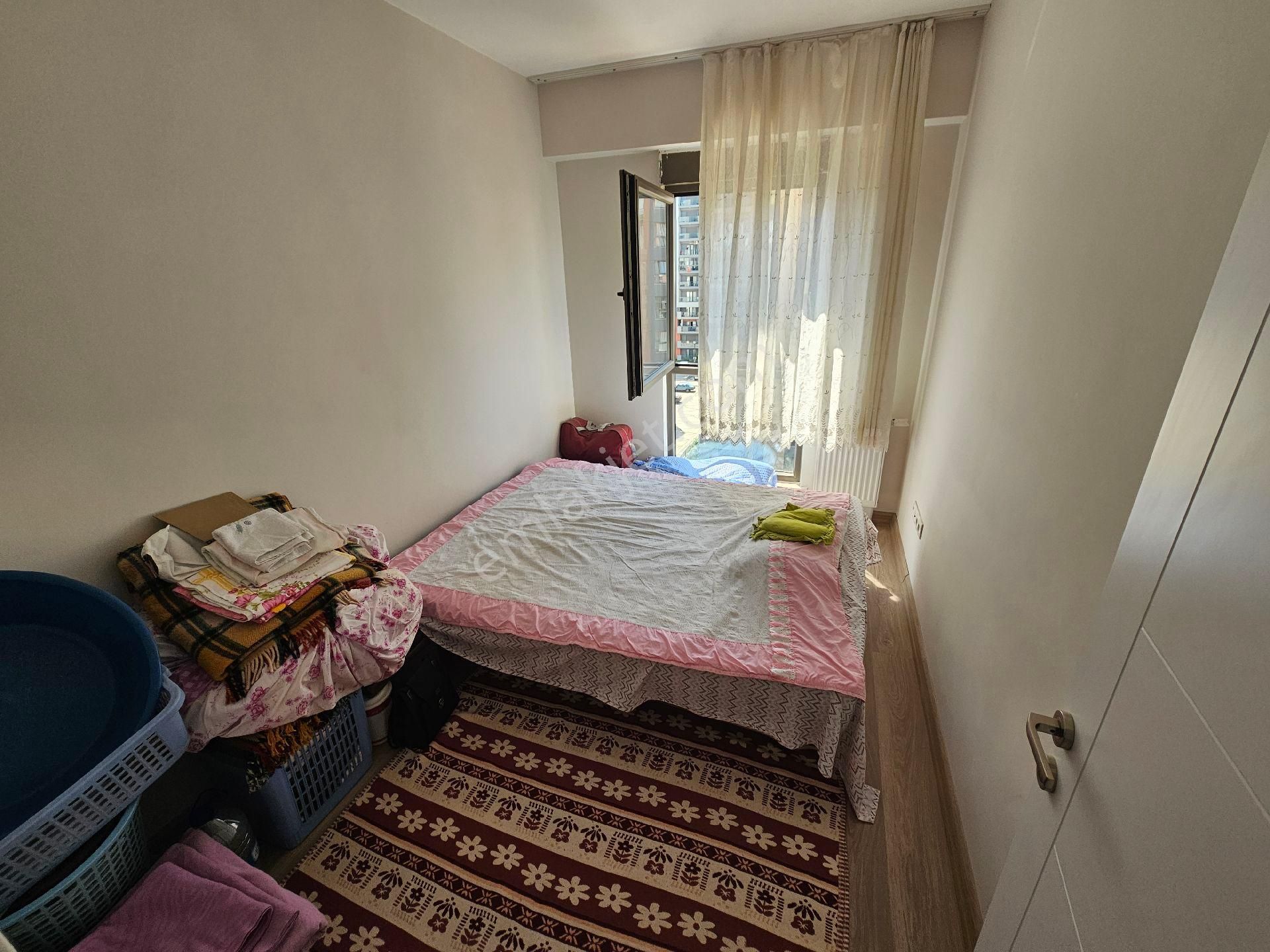 Kepez Santral Kiralık Daire A K Mutludan Sur Yapıda Eşyalı 2+1 Ara Kat Daire