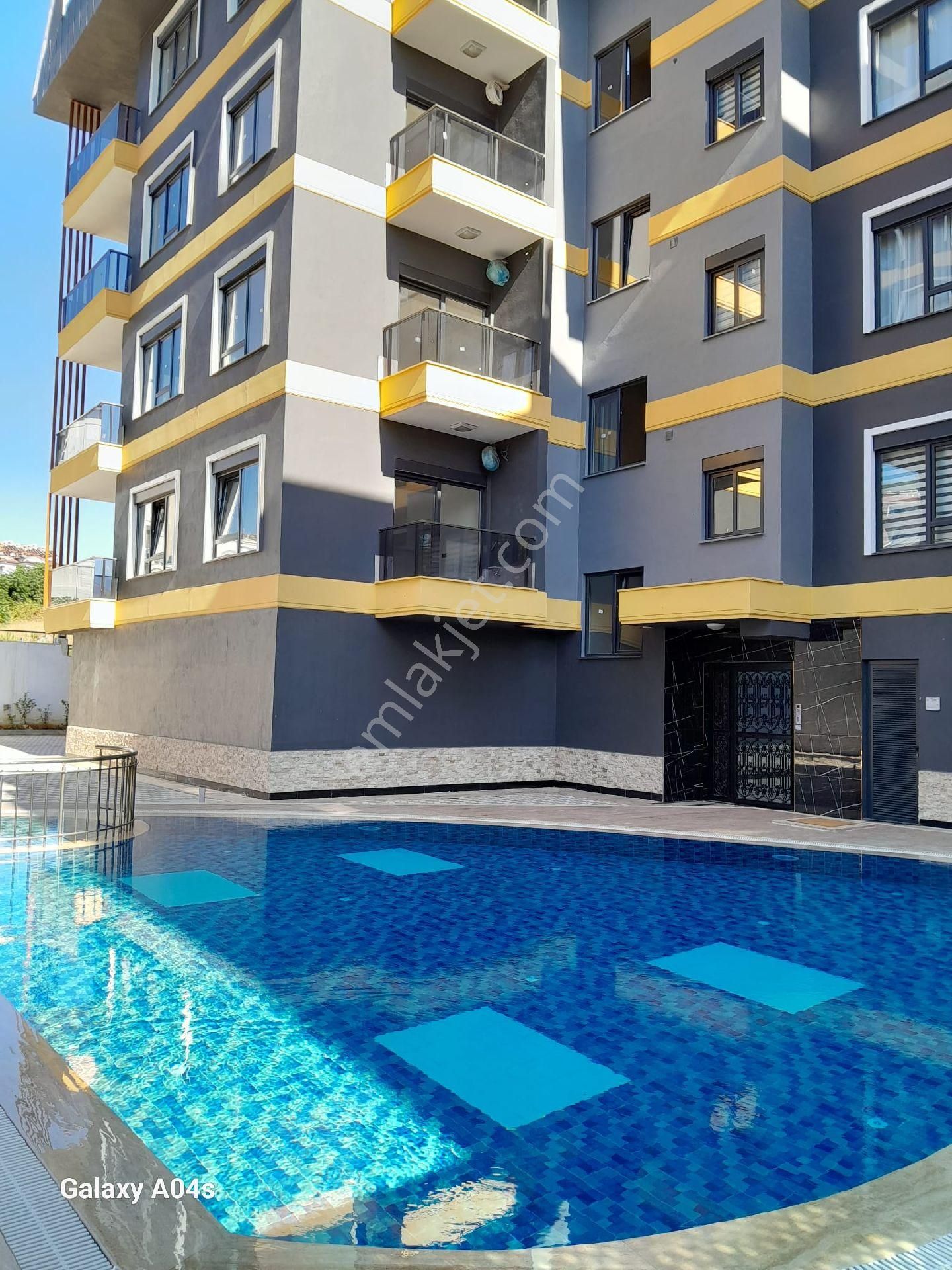 Alanya Cikcilli Satılık Daire Alanya Hasbahçe Satılık Site İcinde 120 M2 2+1 Daire