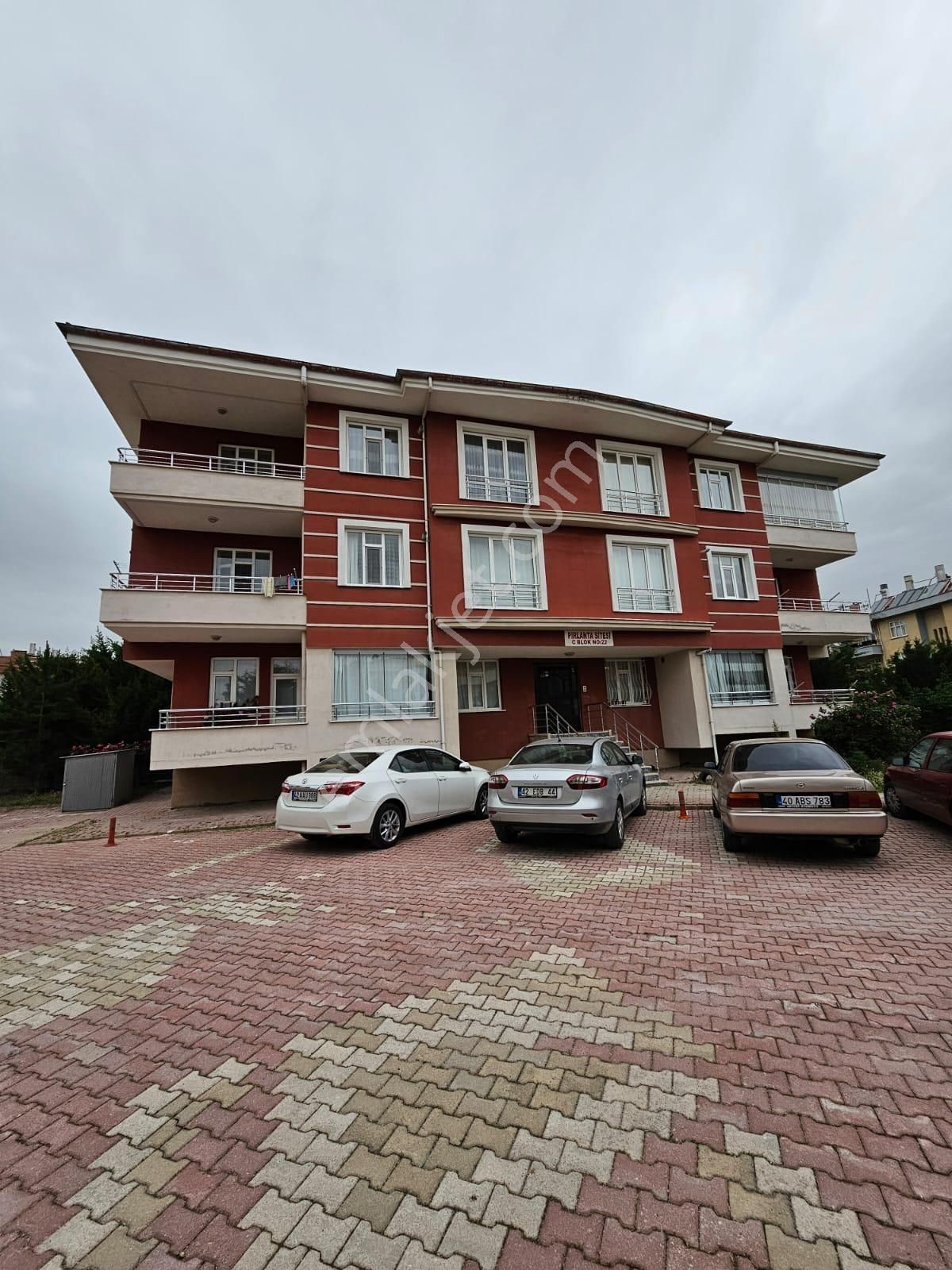 Selçuklu Akşemsettin Satılık Daire Hocacihan Mahallesinde Geniş 3+1 Satılık Daire