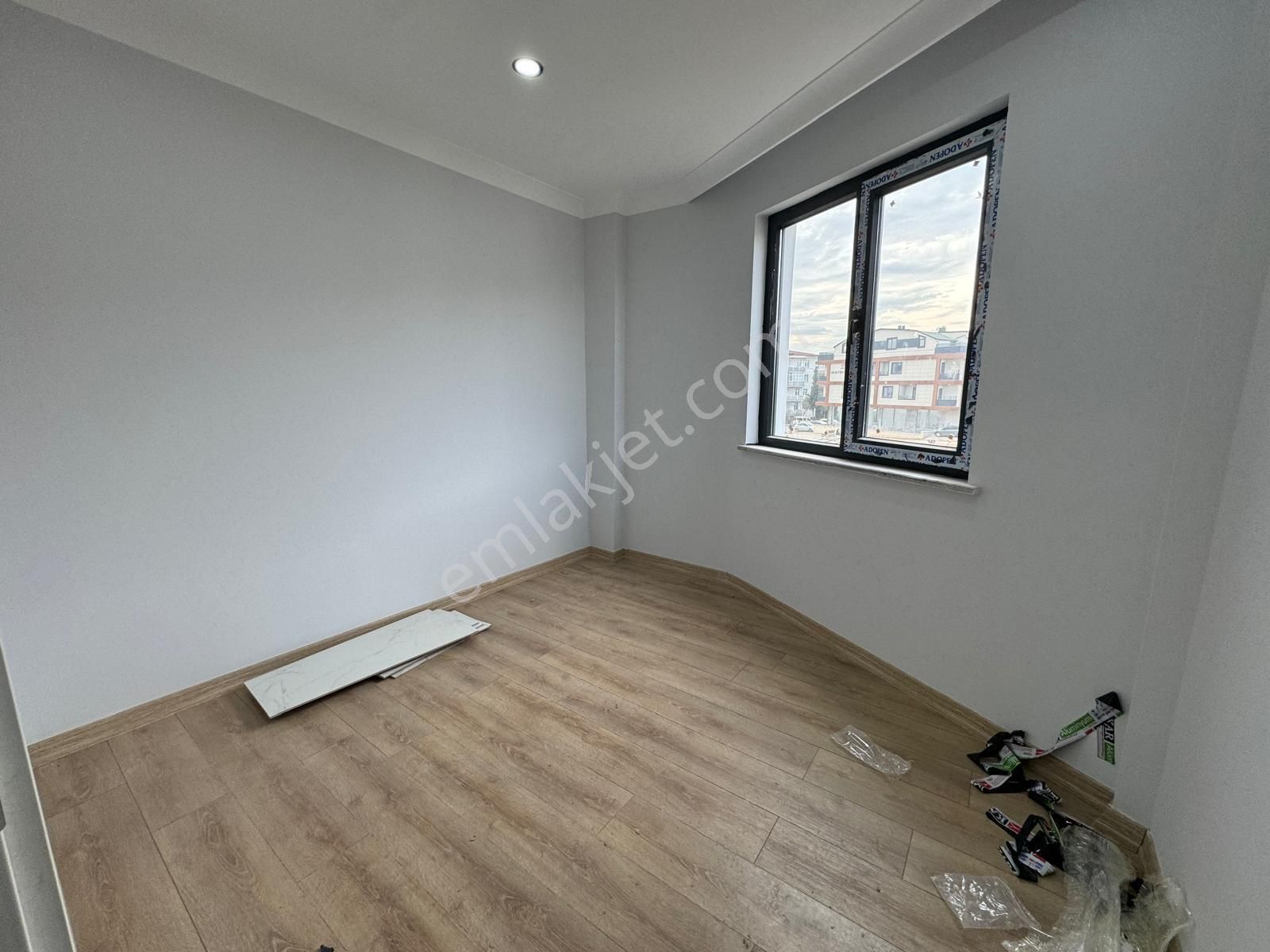 Darıca Bağlarbaşı Satılık Daire Darıca Bağlarba Şı Merkezde Sıfır 4+1 220m2 Lüx Üst Dublex