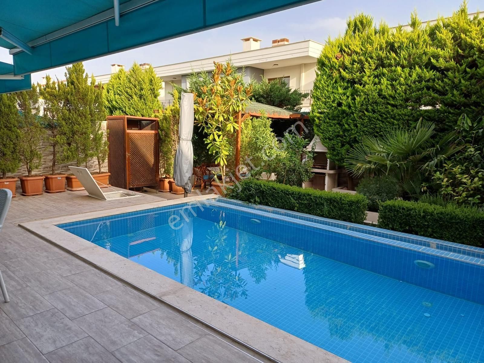 Manisa Yunusemre Muradiye Villaları Bölgesinde Satılık Müstakil Villa - Görsel 2