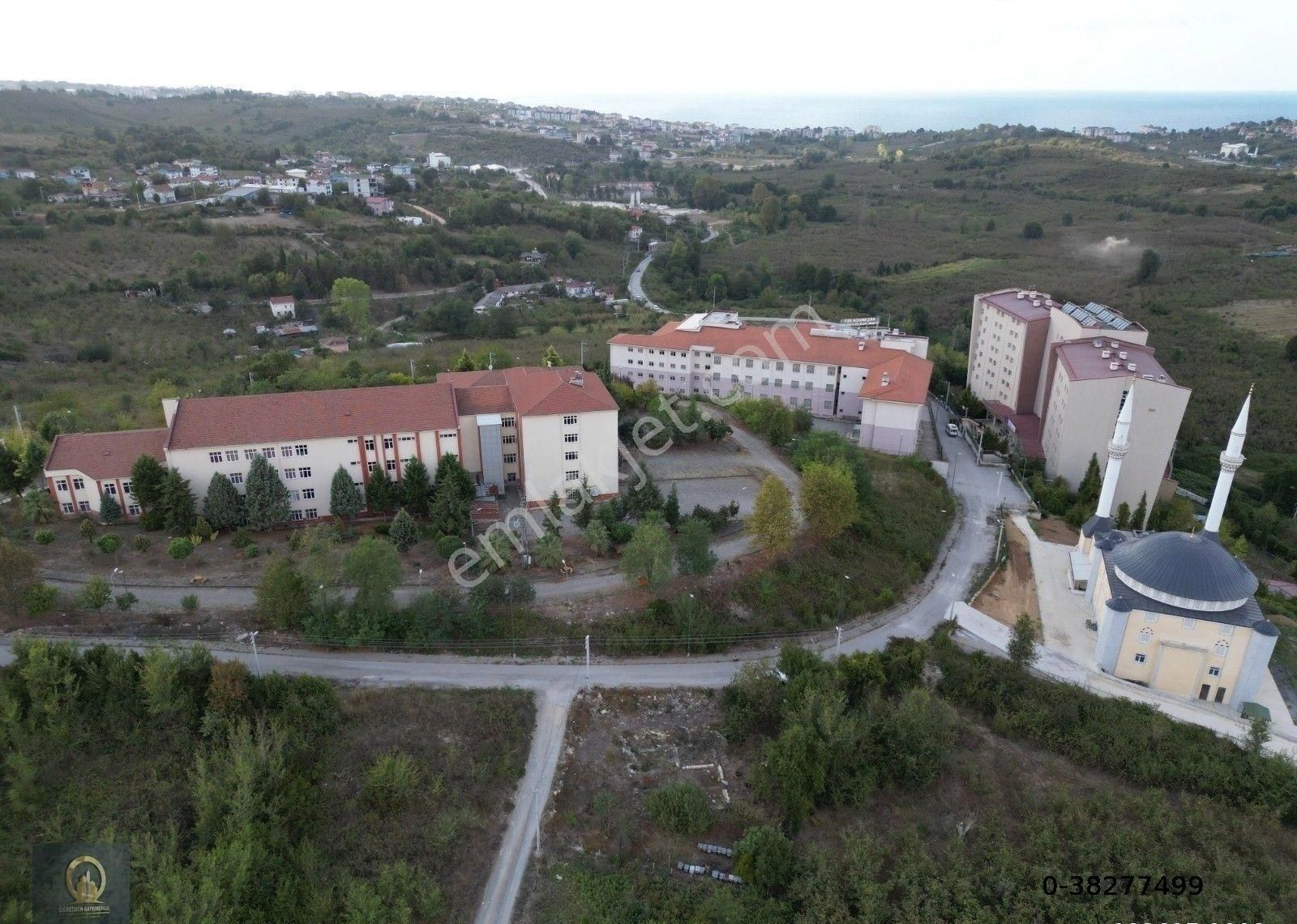 Akçakoca Doğancılar Köyü (Merkez) Satılık Konut İmarlı Akçakoca Üniversitesinin Hemen Dibinde Köşe Parsel