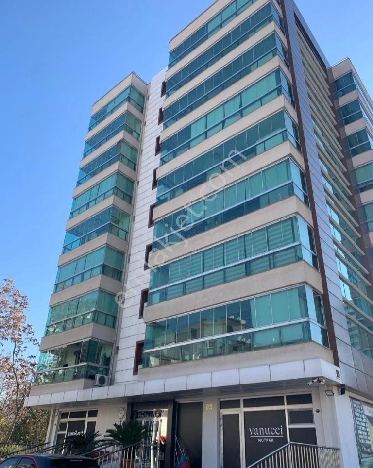 3 Cepheli , Önü Açık , Full Tadilatlı 3+1 Satılık Daire