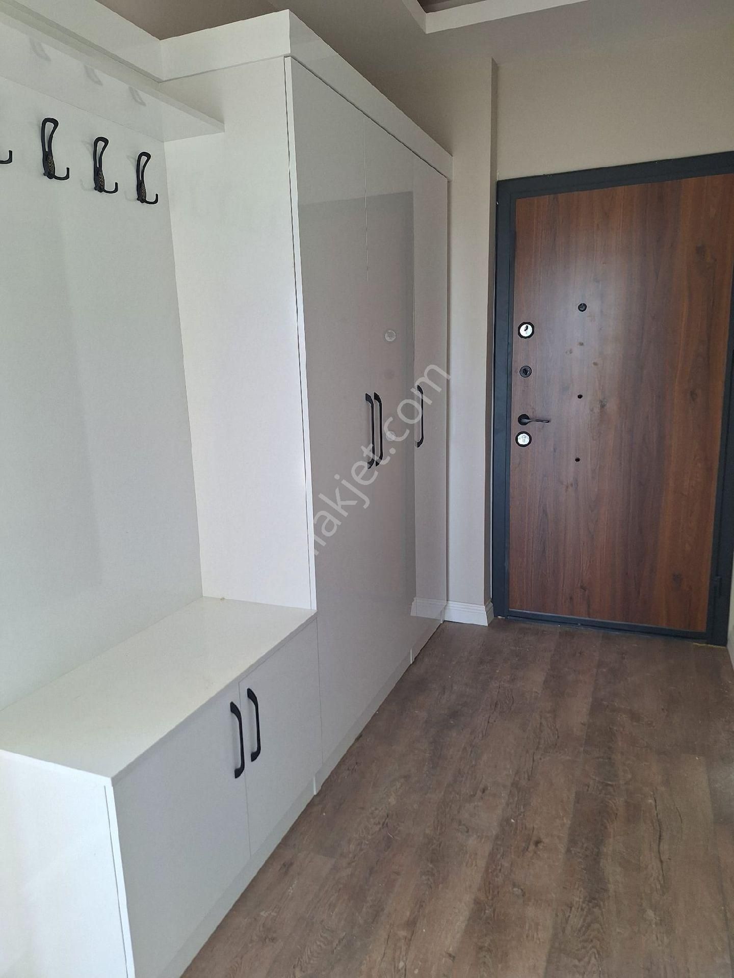 Ilica Da Satılık 2+1 Arakat Daire - Görsel 6