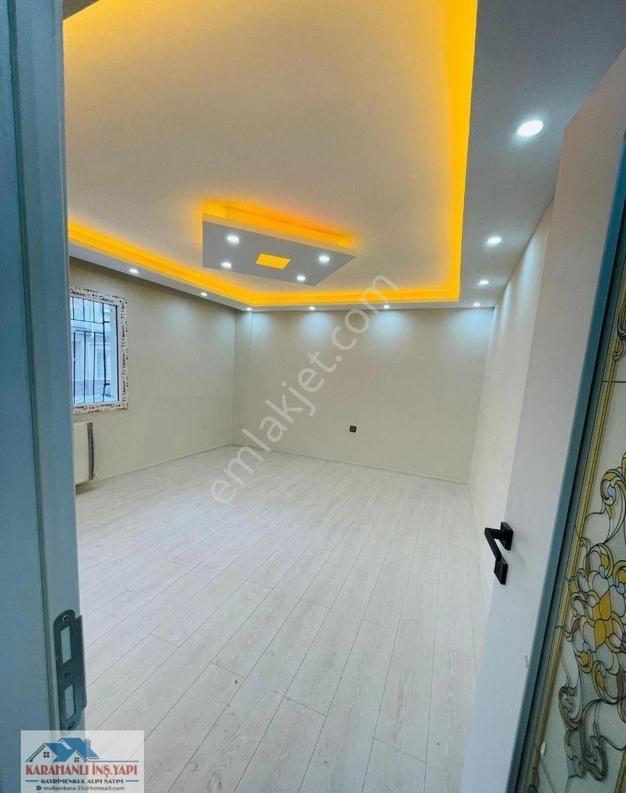 Şehzadeler Alaybey Satılık Daire Alaybeyde Satılık Yüksek Zemin Bahceli 3 +1/// 120 M2 ///30 M2 ////bahçeli Ve Ful Tadilatlı Daire