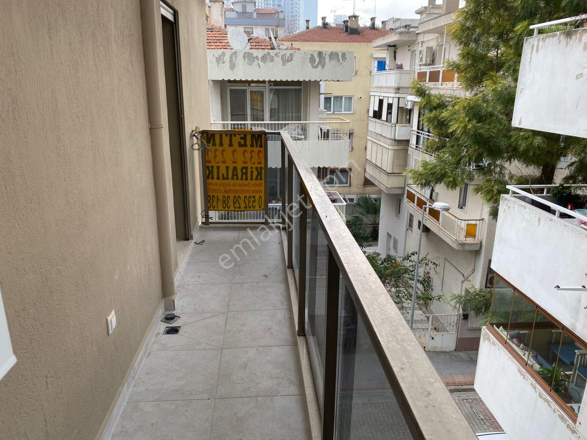 Konak Kahramanlar Kiralık Daire Alsancak'ta 2+1 Doğalgazlı Asansörlü Otoparklı Yeni Bina