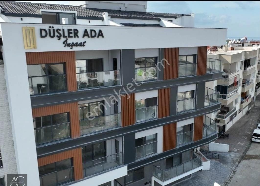 Kuşadası Davutlar Satılık Daire Davutların Kalbinde Çift Cepheli 65 Metre Kare Fırsat 1+1 Daire!