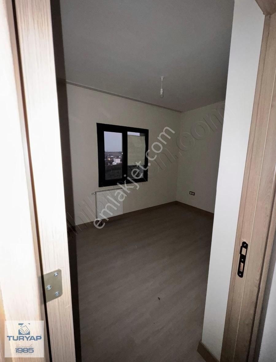 Yalova Merkez Kazımiye Köyü Kiralık Daire Kazımiye Toki'de 2+1 Asansörlü Daire