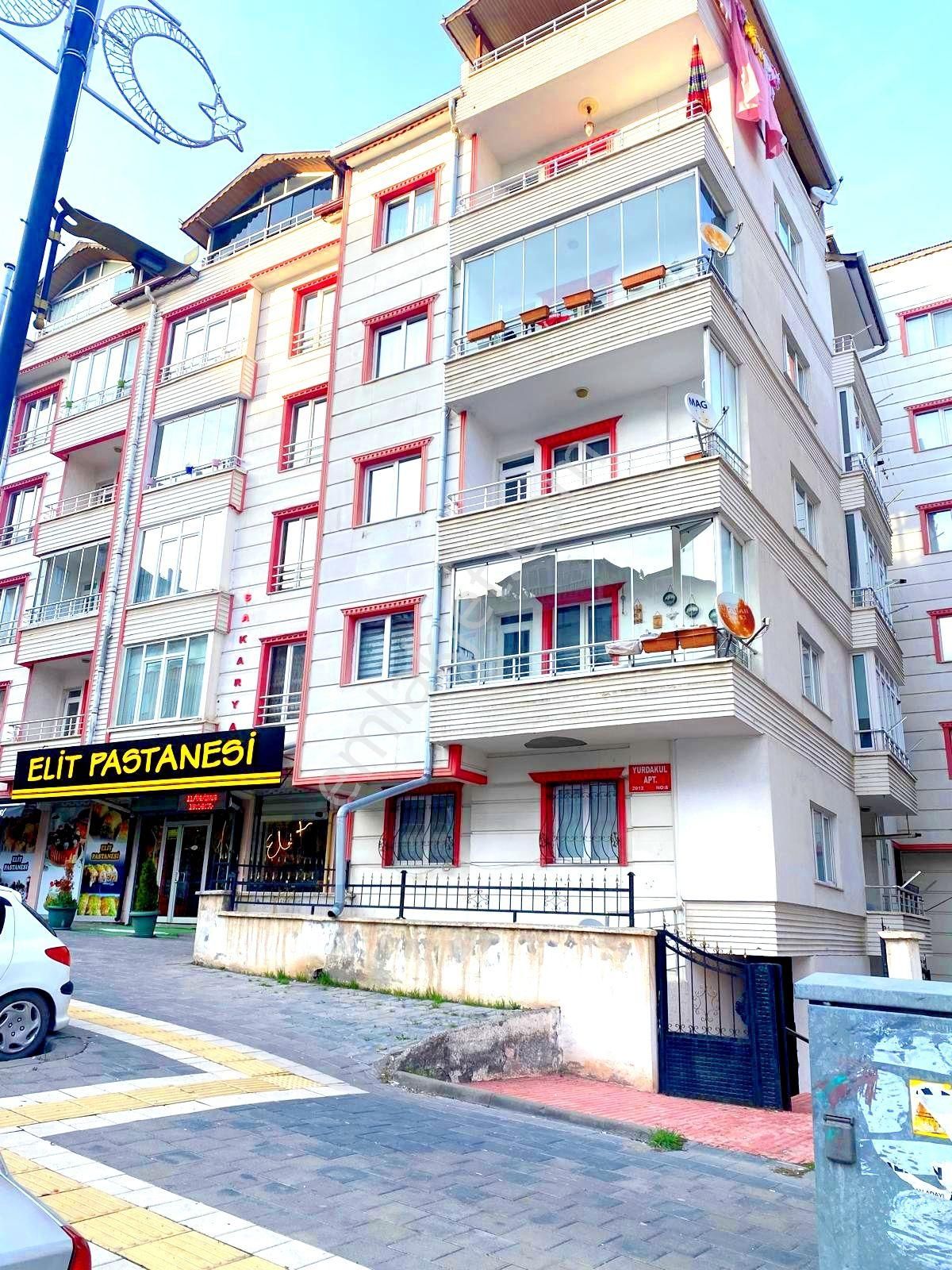 Sivas Merkez Kümbet Satılık Daire Karahan Emlak'tan Satılık Daire✅3.kat. 100 M². 2+1 Full Yapılı✅kümbet'te